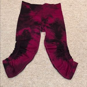 Lulu lemon Black and Red Tie Dye Legging
